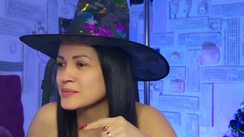 Karolina online show from 12.31.24