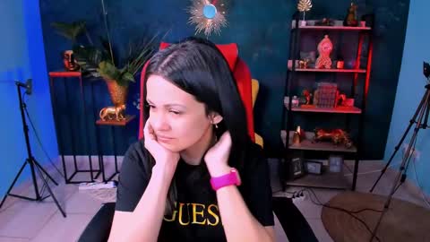 Karolina online show from 02.15.25