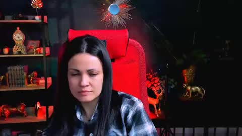 Karolina online show from 02.20.25