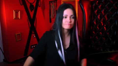 Karolina online show from 02.21.25