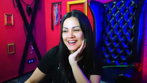 Karolina online show from 02.22.25