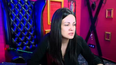 Karolina online show from 02.28.25