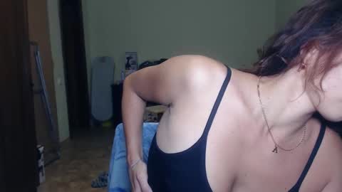 Mila online show from 12.03.24