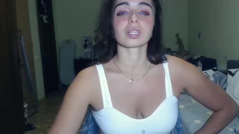 Mila online show from 12.03.24