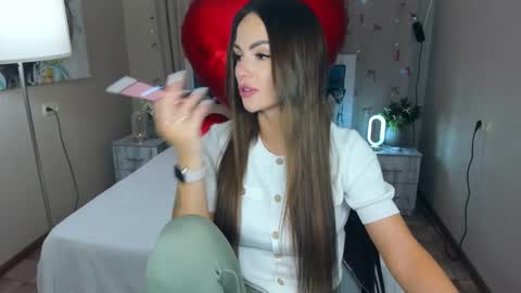 Karolina online show from 02.18.26