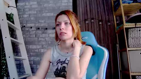 karoline121 online show from 02.18.25