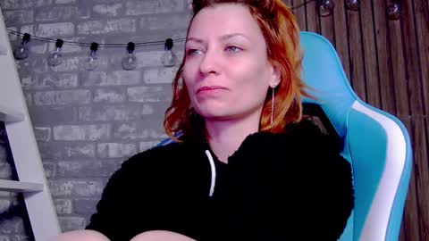 karoline121 online show from 02.23.25
