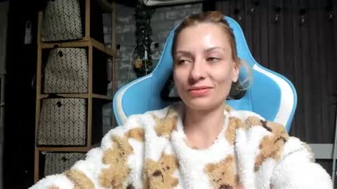 karoline121 online show from 09.24.25