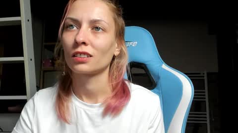 karoline121 online show from 10.27.25