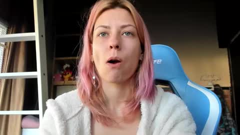 karoline121 online show from 10.29.25