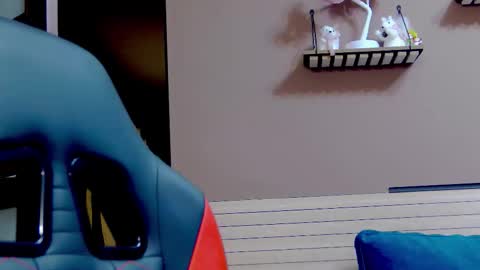 karoline121 online show from 12.18.25