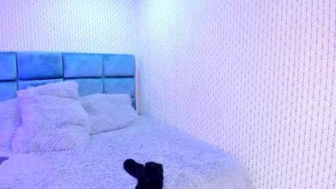 Karoline  online show from 12.14.24