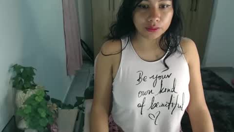 karolinecute online show from 01.05.25