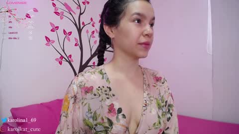 Karolina 3 online show from 12.02.24