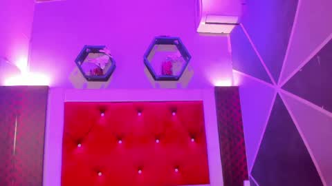 Karol online show from 04.16.26