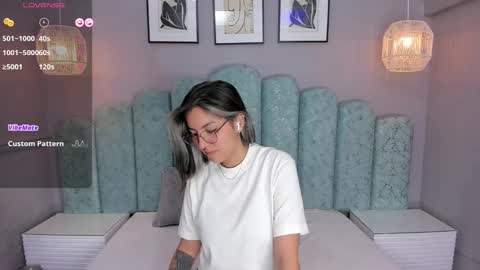 Karol Santos online show from 02.20.25