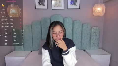 Karol Santos online show from 02.23.25