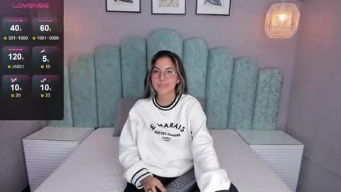Karol Santos online show from 03.11.25