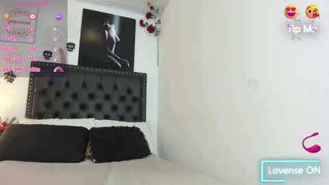 Karol online show from 10.18.25