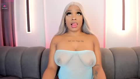 Karol online show from 12.18.25