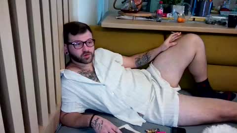 Snapshot of karry300 chatting on 11.26.25 Karry300 online show from 11.26.25