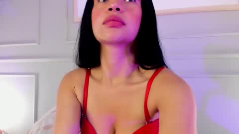 Snapshot of kary_bm chatting on 10.24.25 Kary  online show from 10.24.25