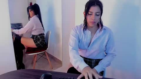 Kasandra Grant online show from 04.15.26