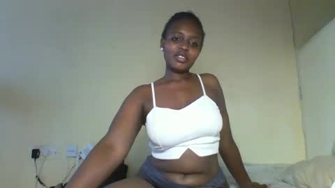 Snapshot of kashy_ chatting on 06.27.26 kashy_ online show from 06.27.26