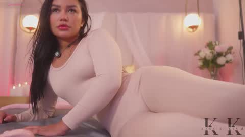 Snapshot of kassia_kim chatting on 02.22.26 Kassia online show from 02.22.26