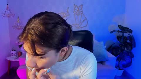 Snapshot of kassmonroe chatting on 09.14.25 kassmonroe online show from 09.14.25