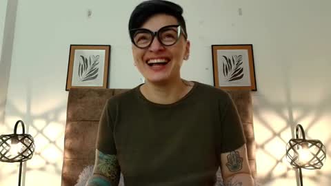 kat paradisse online show from 02.05.26