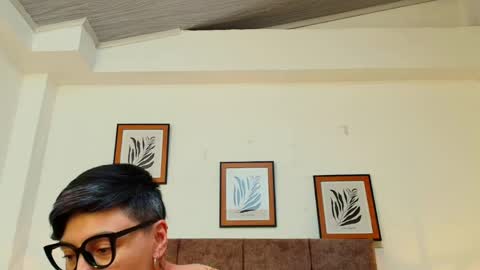 kat paradisse online show from 04.26.26