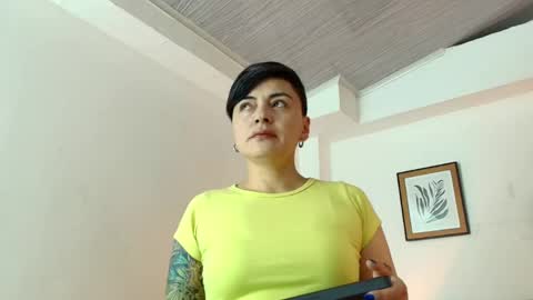 Snapshot of kat_paradisse chatting on 05.02.26 kat paradisse online show from 05.02.26