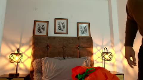 Snapshot of kat_paradisse chatting on 06.21.26 kat paradisse online show from 06.21.26