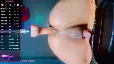 Snapshot of kata_bitch chatting on 09.15.25 kata_bitch online show from 09.15.25