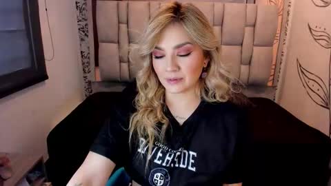 K A T A  H O O T online show from 11.10.25