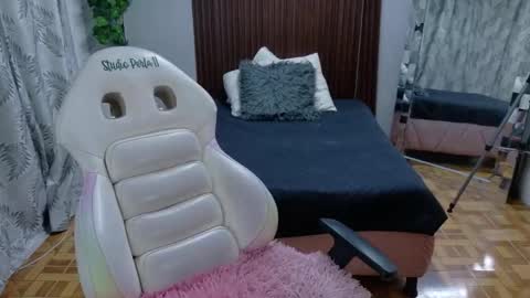 Snapshot of kataleya_29 chatting on 02.10.26 kate online show from 02.10.26