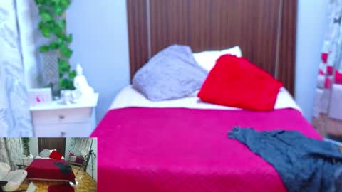 Snapshot of kataleya_29 chatting on 02.21.26 kate online show from 02.21.26