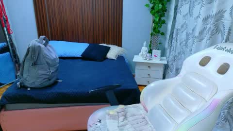 kate online show from 04.18.26