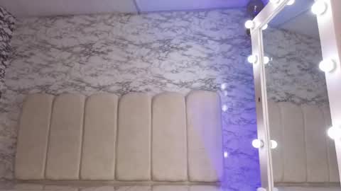 kataleya_t online show from 09.18.25