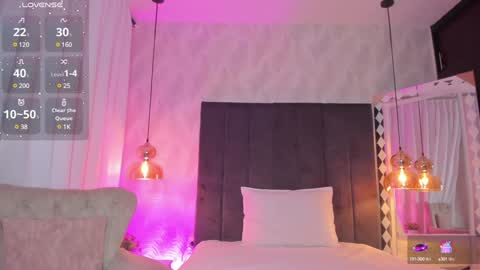 Kat online show from 12.15.24