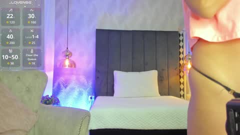 Kat online show from 12.28.24