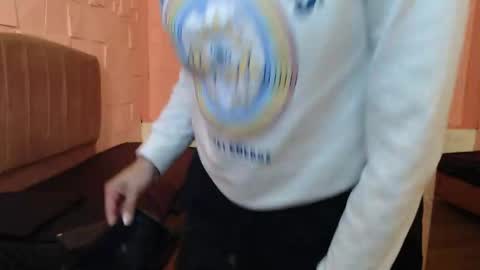 Snapshot of katalina07 chatting on 12.04.25 Katalina online show from 12.04.25