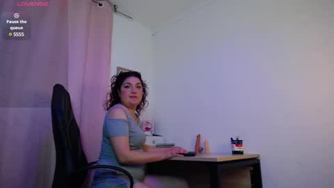       Katalina Miles      online show from 02.08.25