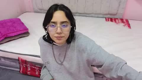 katalinathxandbritney1 online show from 09.14.25