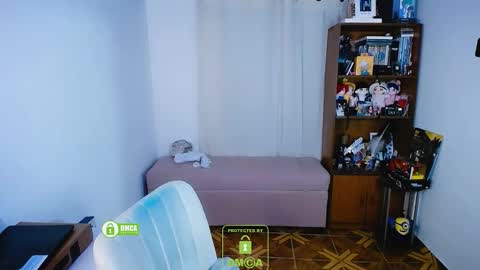 Snapshot of katara_a chatting on 12.13.24 Maca online show from 12.13.24