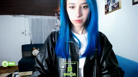 Snapshot of katara_a chatting on 12.16.24 Maca online show from 12.16.24