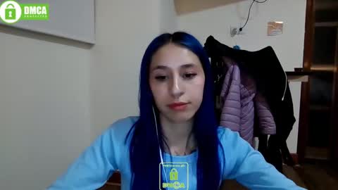 Snapshot of katara_a chatting on 01.05.25 Maca online show from 01.05.25
