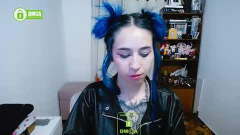 Snapshot of katara_a chatting on 01.23.25 Maca online show from 01.23.25