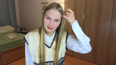 Snapshot of katcontrol chatting on 01.04.25 katcontrol online show from 01.04.25